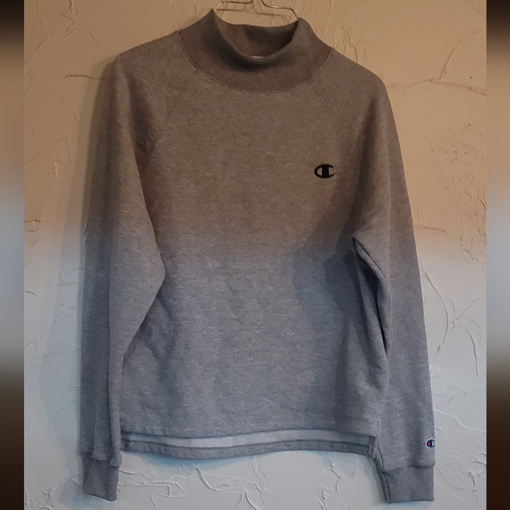 Champion Women's Gray Sweatshirt Medium